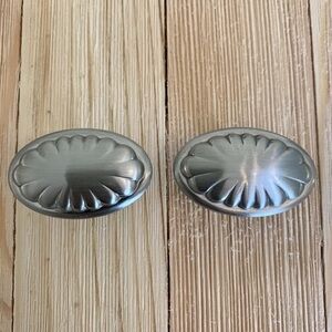 Set of 2 Satin Nickel Oval Shell Knob Cabinet Pulls Flower Drawer Knobs Hardware